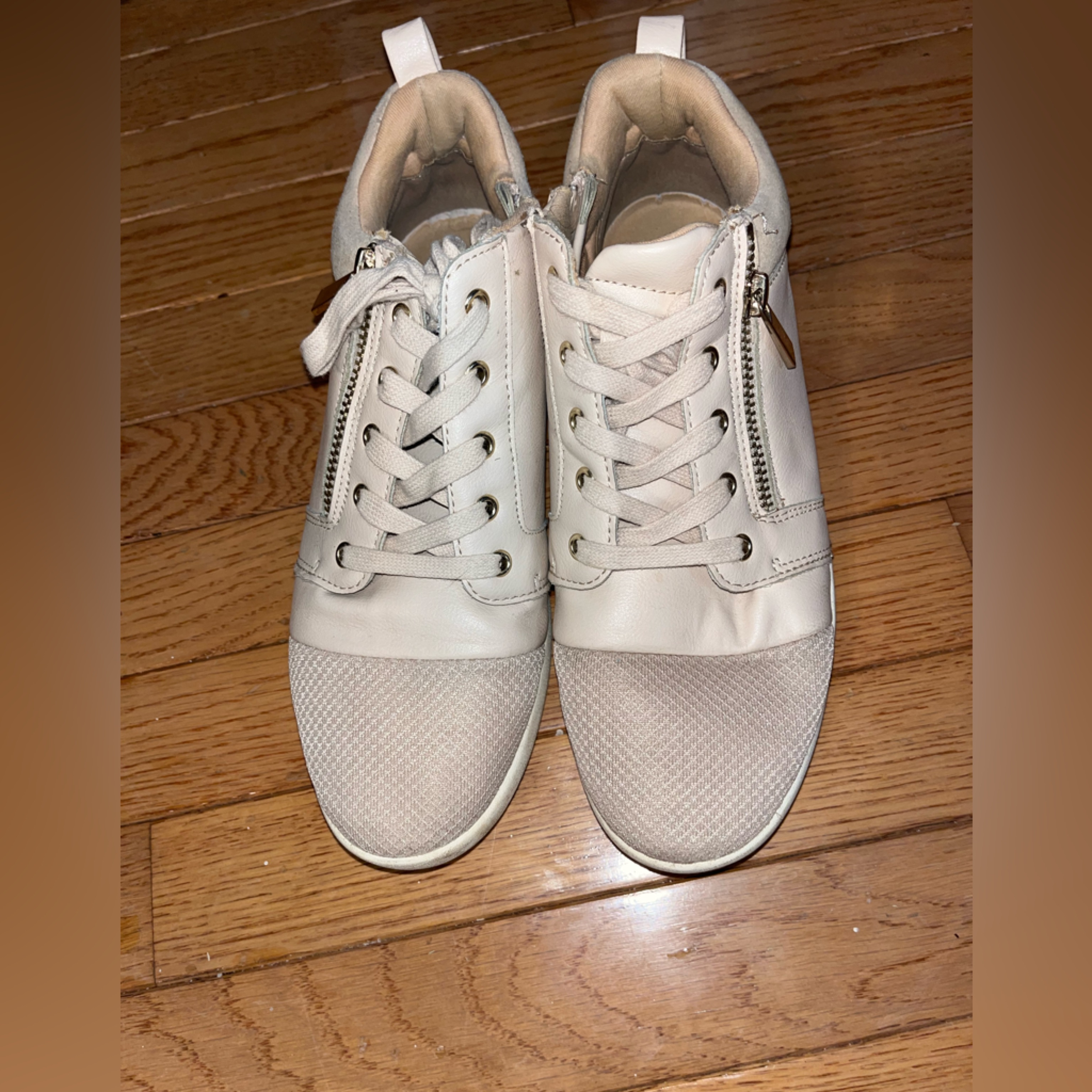 Casual Light Pinkish/Beige Zip-Accent Sneakers